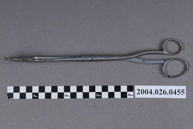 Y.IWATA三爪器械鉗 (共4張)