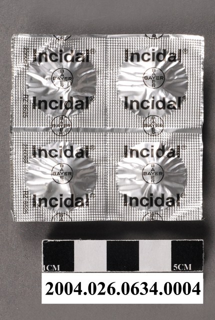 德國拜耳製益舒達錠藥排 (共4張)