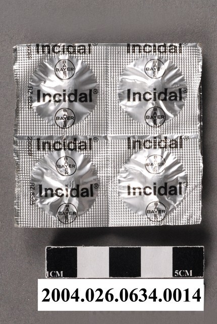 德國拜耳製益舒達錠藥排 (共4張)