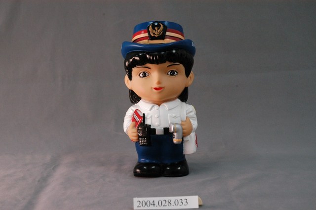 臺南縣消防局白衣消防妮妮 (共4張)