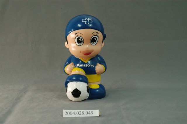 國際牌娃娃存錢筒 (共4張)