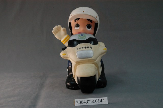 臺南市警察局交警公仔 (共4張)