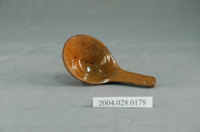 醬色素面瓷湯匙 (共3張)