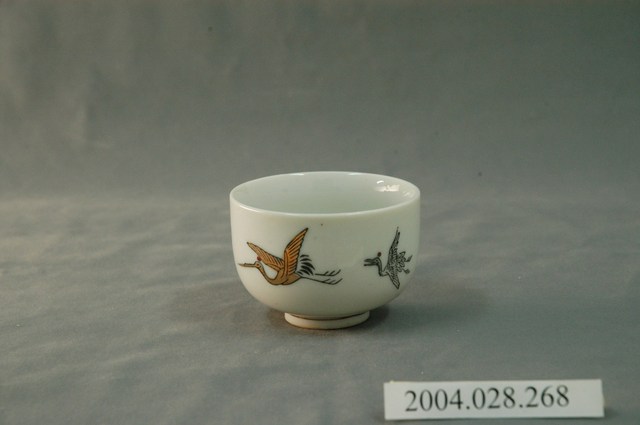 鶴紋小瓷杯 (共3張)