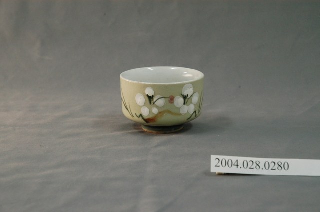 日式花紋小瓷杯 (共3張)