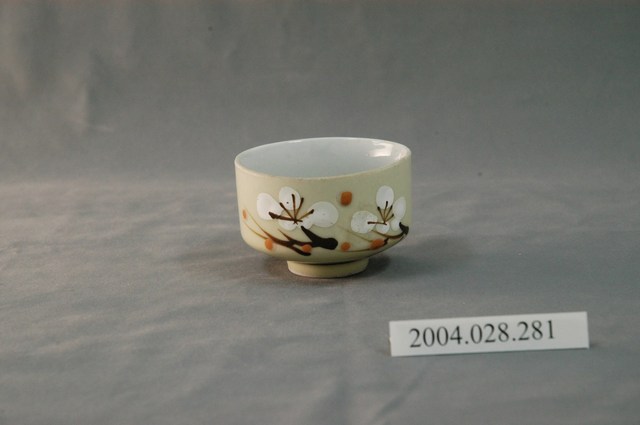 日式花紋小瓷杯 (共3張)