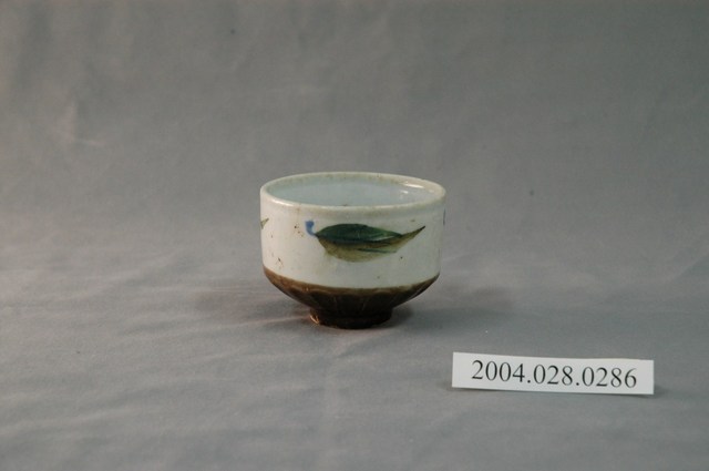 日式花紋小瓷杯 (共3張)