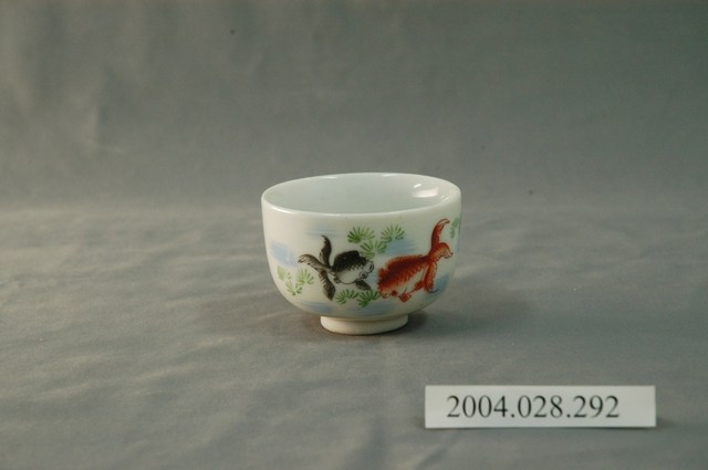 日式花紋小瓷杯 (共2張)