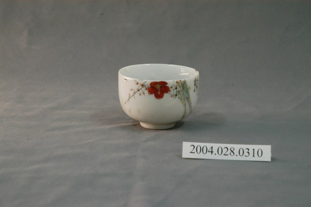 日式花紋小瓷杯 (共3張)