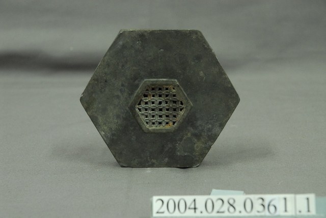 六角花窗錫製盒蓋 (共4張)