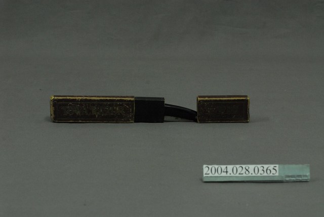 東利牌黑色木柄直式剃刀組 (共5張)