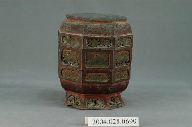 八角筒麒麟窗花雙層錫製粉盒 (共5張)