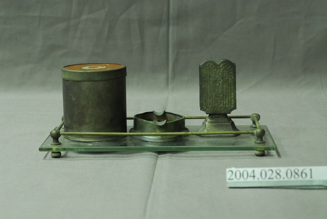 菸灰缸四件一組 (共2張)