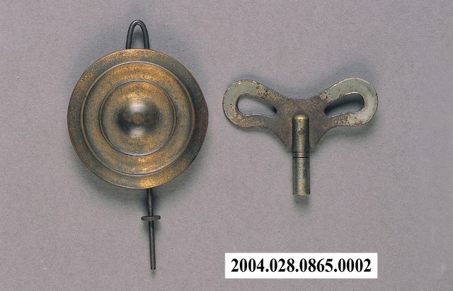 鐘擺及發條鑰匙 (共1張)
