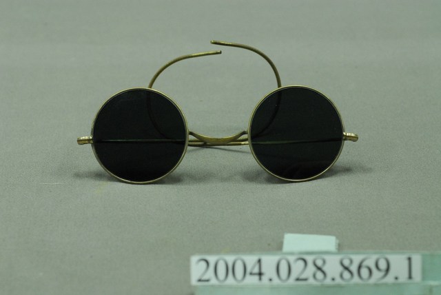 圓形金屬框太陽眼鏡 (共3張)