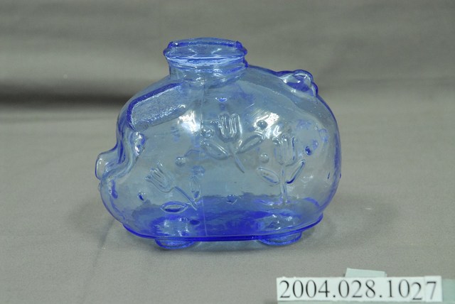 小豬造形存錢筒 (共5張)