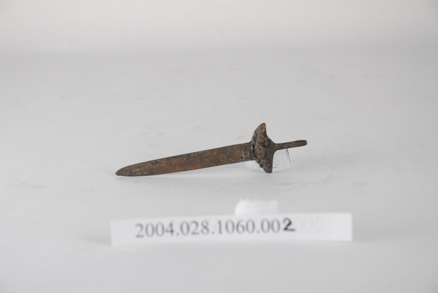 金屬製張天師寶劍 (共2張)