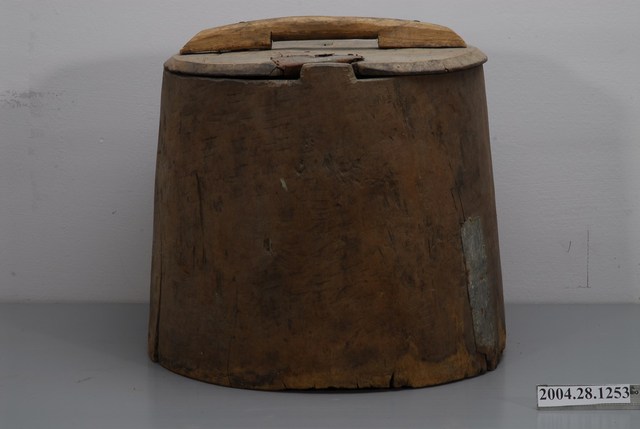 附蓋木桶 (共1張)