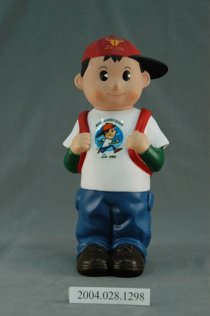 「La new」勇敢的臺灣囝仔走世界公仔 (共3張)