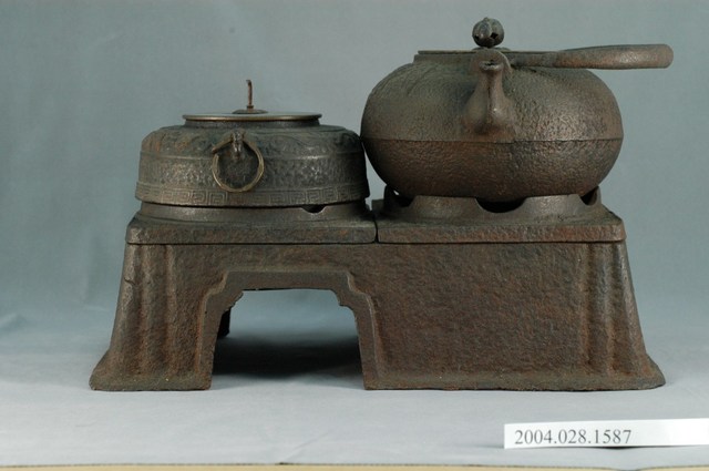 長火缽用溫酒煮水鑄鐵茶具組 (共4張)