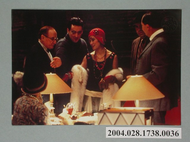 《百老匯上空子彈》電影劇照1 (共2張)