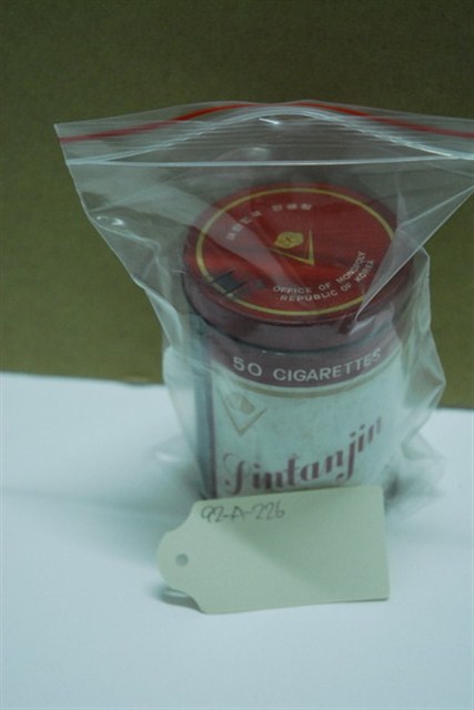 新灘津牌香煙罐 (共9張)