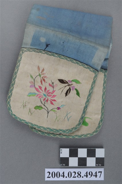 客家花卉紋雙口袋褡褳荷包 (共8張)