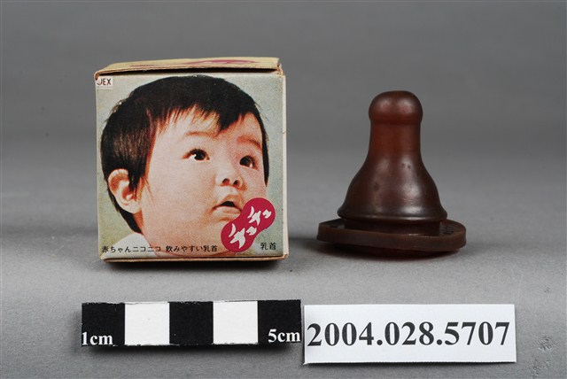 捷古斯株式會社製造JEX乳首奶嘴套組 (共8張)