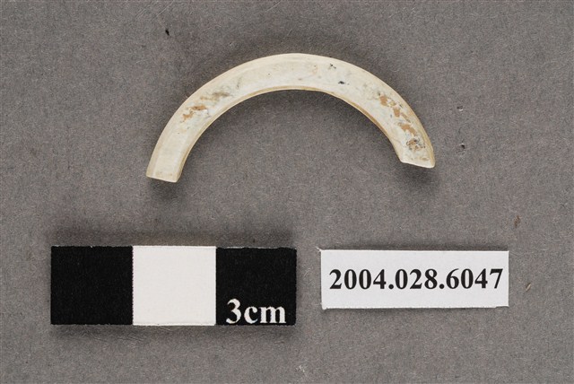 花蓮支亞干遺址玉玦 (共4張)