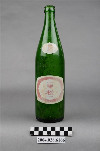 黑松股份有限公司發行黑松汽水玻璃瓶 (共8張)