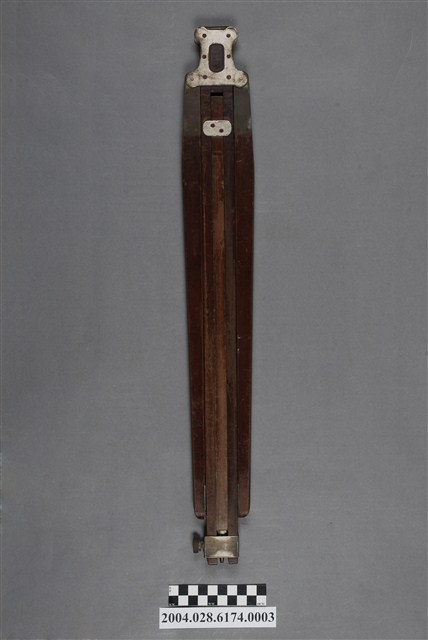 室外用相機伸縮腿三腳架 (共4張)