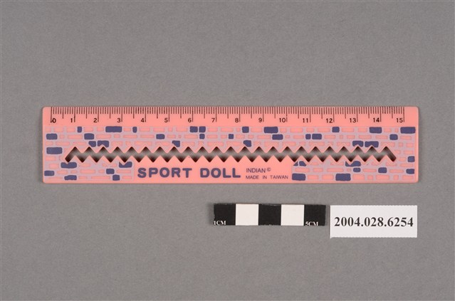 粉紅塑膠尺 (共4張)