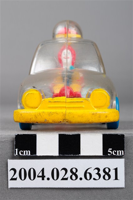 麥當勞叔叔警車玩具 (共9張)