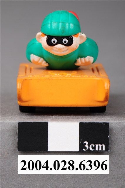 麥當勞漢堡神偷極速滑翔玩具 (共9張)