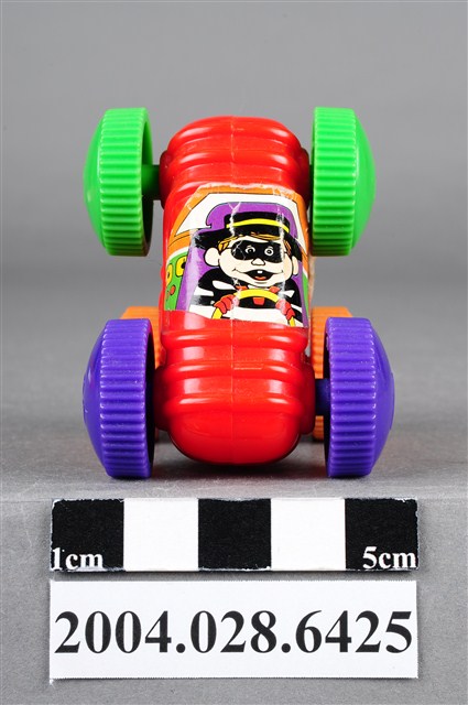 麥當勞三面探險車玩具 (共10張)