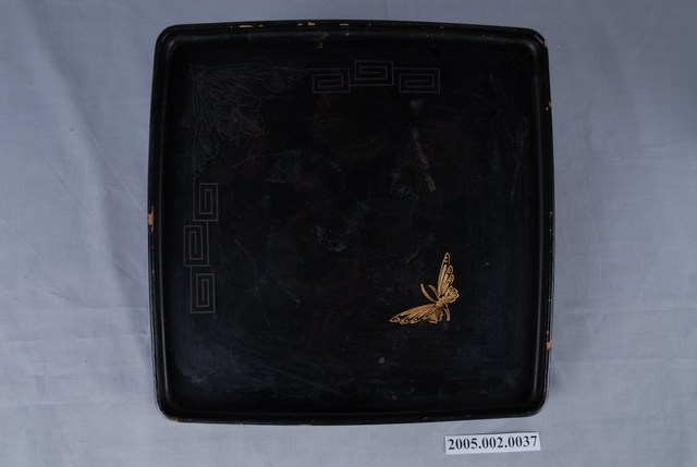 漆器雕花茶盤 (共1張)