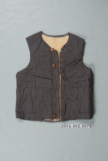 棕色前開襟棉背心 (共4張)