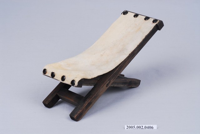 布袋戲椅 (共3張)