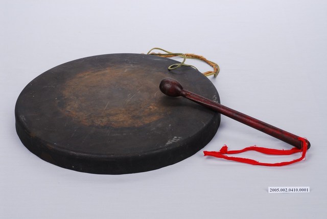 銅製大鑼 (共1張)