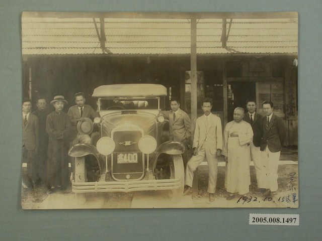 某自動車株氏會社豊原驛前之照片 (共2張)