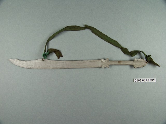 傀儡戲道具大刀 (共1張)