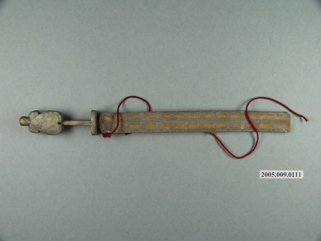 傀儡戲道具劍含劍鞘 (共1張)