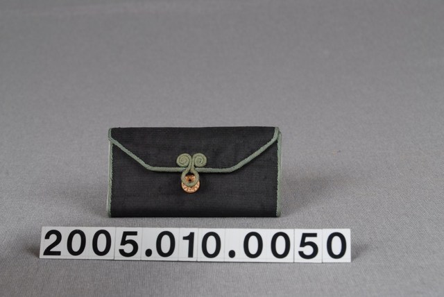 梯形蓋片黑布三折錢袋 (共3張)