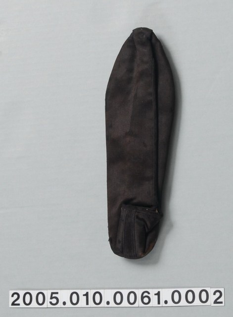 男布鞋右足 (共1張)