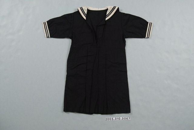 桃園公學校女學生制服 (共1張)