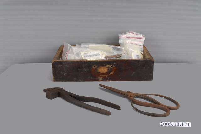 皮鞋工具一組 (共2張)