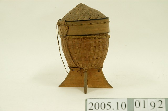 新埔柿餅薰蒸器 (共2張)