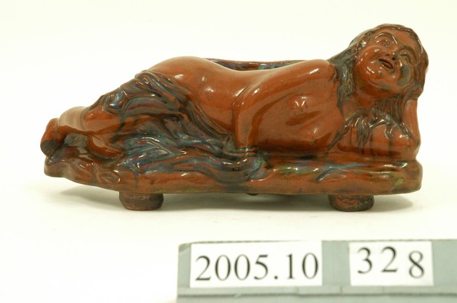 南投窯褐釉裸女花盆 (共2張)