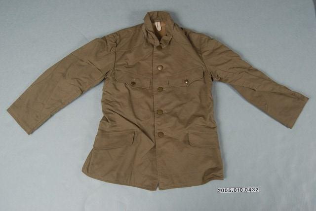 卡其棉質男性外套 (共7張)