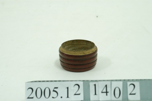 朱漆粉盒盒身 (共2張)